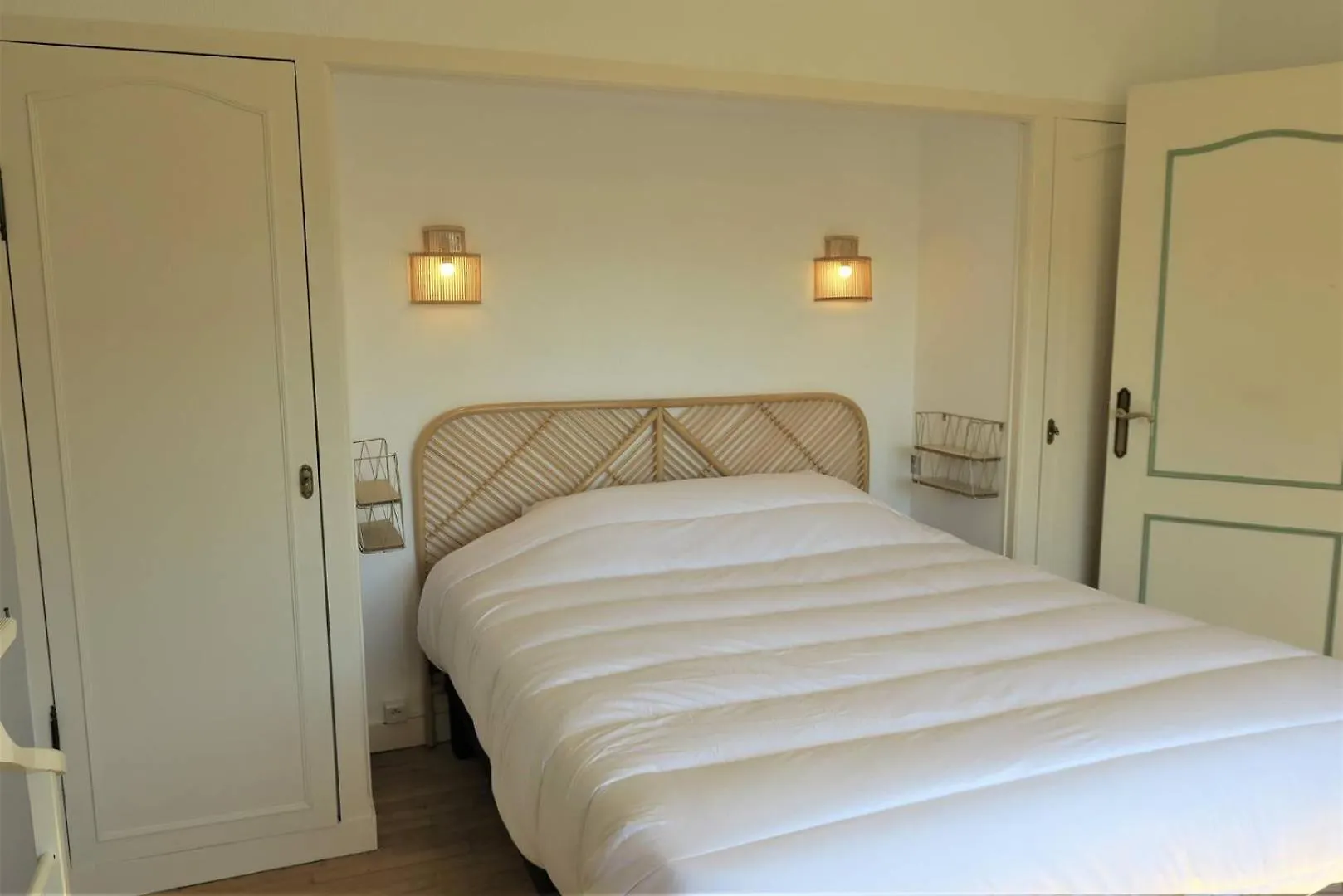 Villa Maison Avec Wifi, Jardin, A 900M De La Plage De Trestraou A Perros-Guirec Ref 849