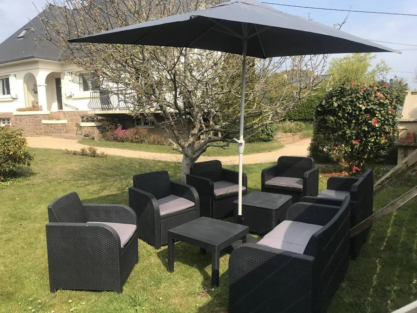 Villa Maison Avec Wifi, Jardin, A 900M De La Plage De Trestraou A Perros-Guirec Ref 849